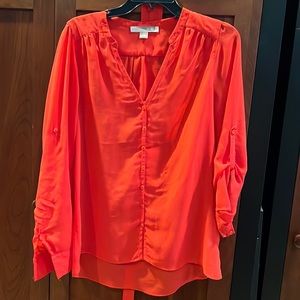 Love, 21 red seven button front V-neck blouse size medium.